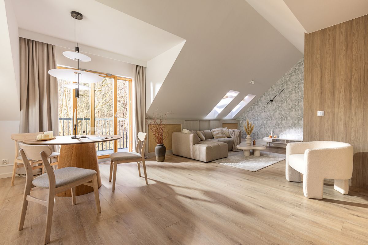 Apartament z widokiem na las